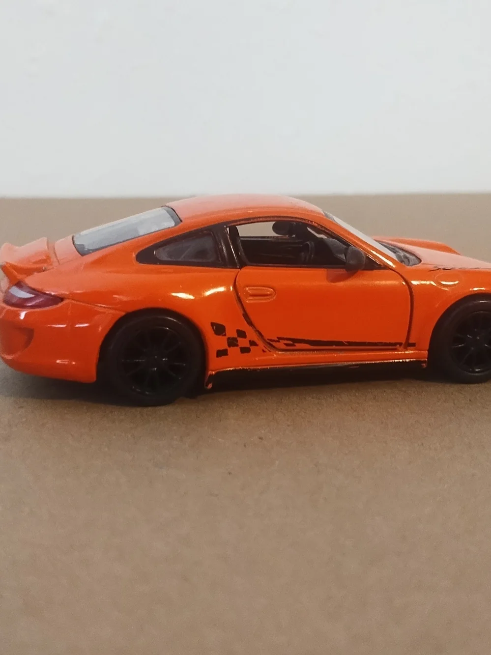 Kinsmart Porsche 911 GT3 RS Model Car Collectible Toy some scratches missing the
